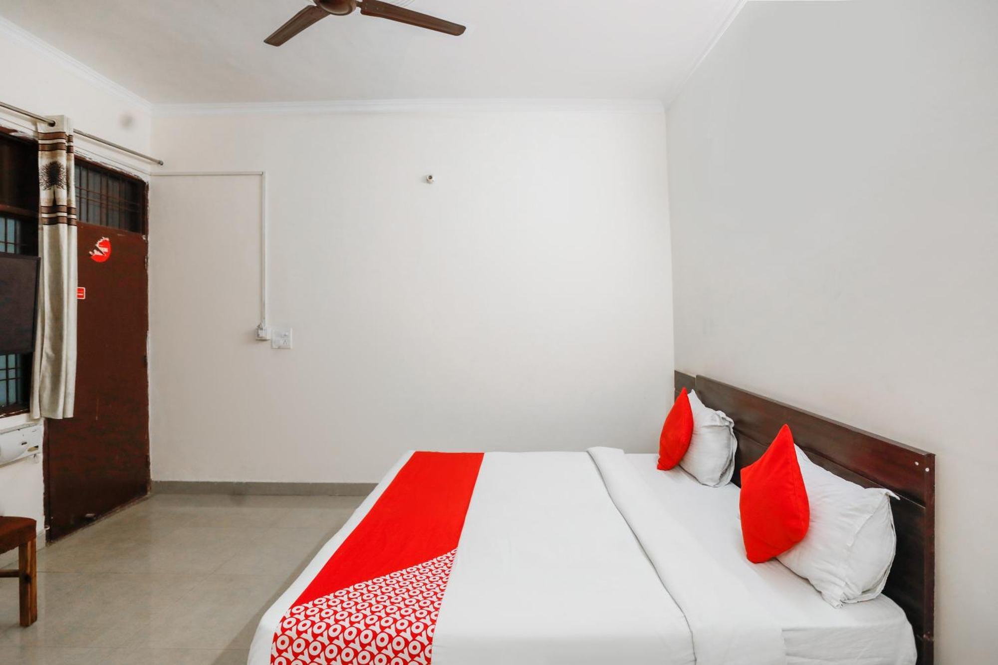 Hotel O Av Residency Near Botanic Garden Of Indian Republic Noida Luaran gambar