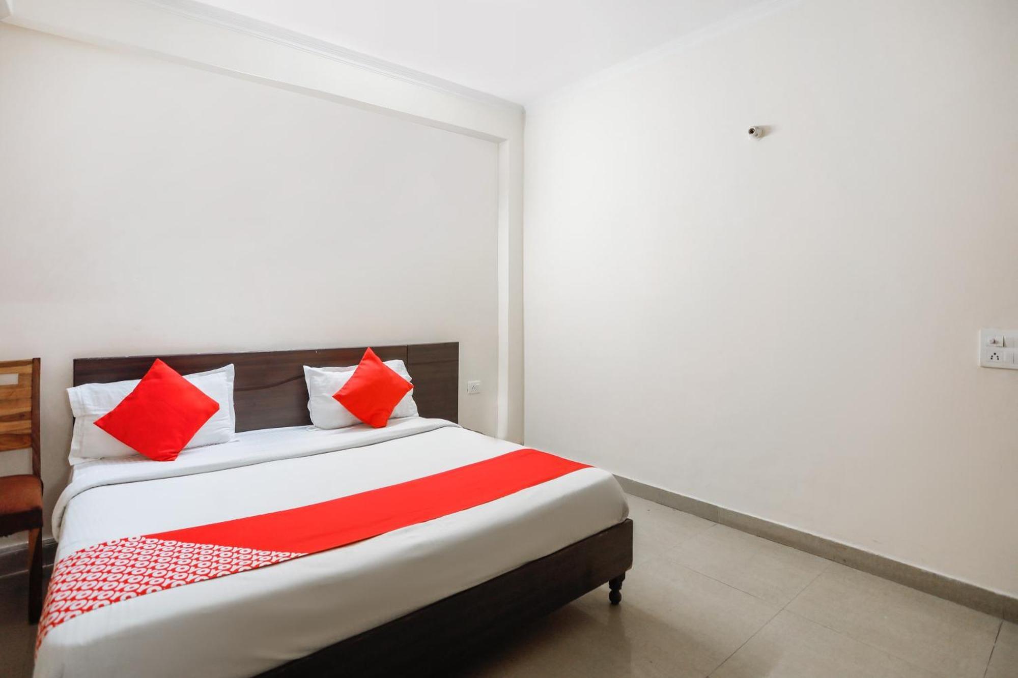 Hotel O Av Residency Near Botanic Garden Of Indian Republic Noida Luaran gambar