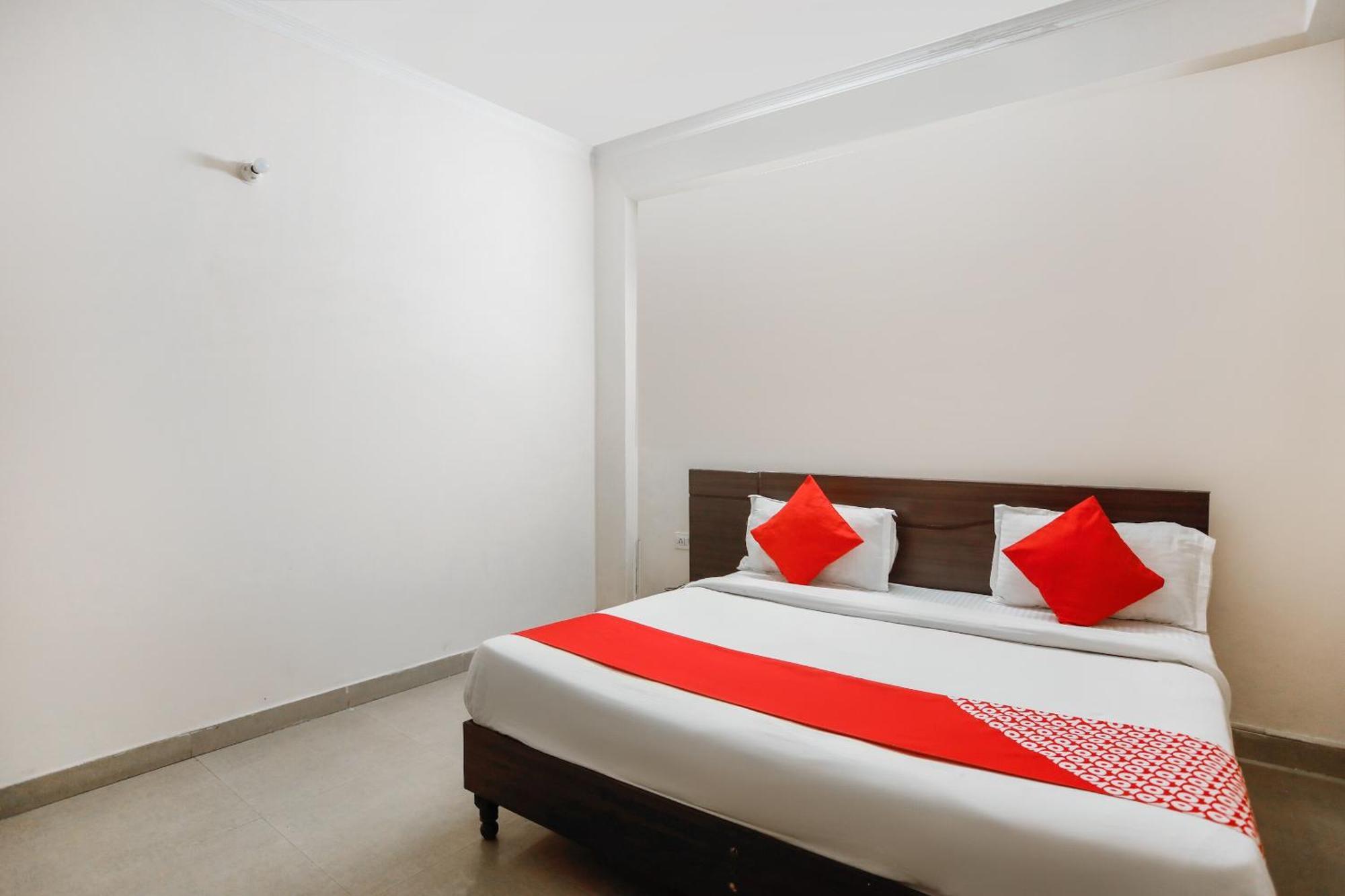 Hotel O Av Residency Near Botanic Garden Of Indian Republic Noida Luaran gambar