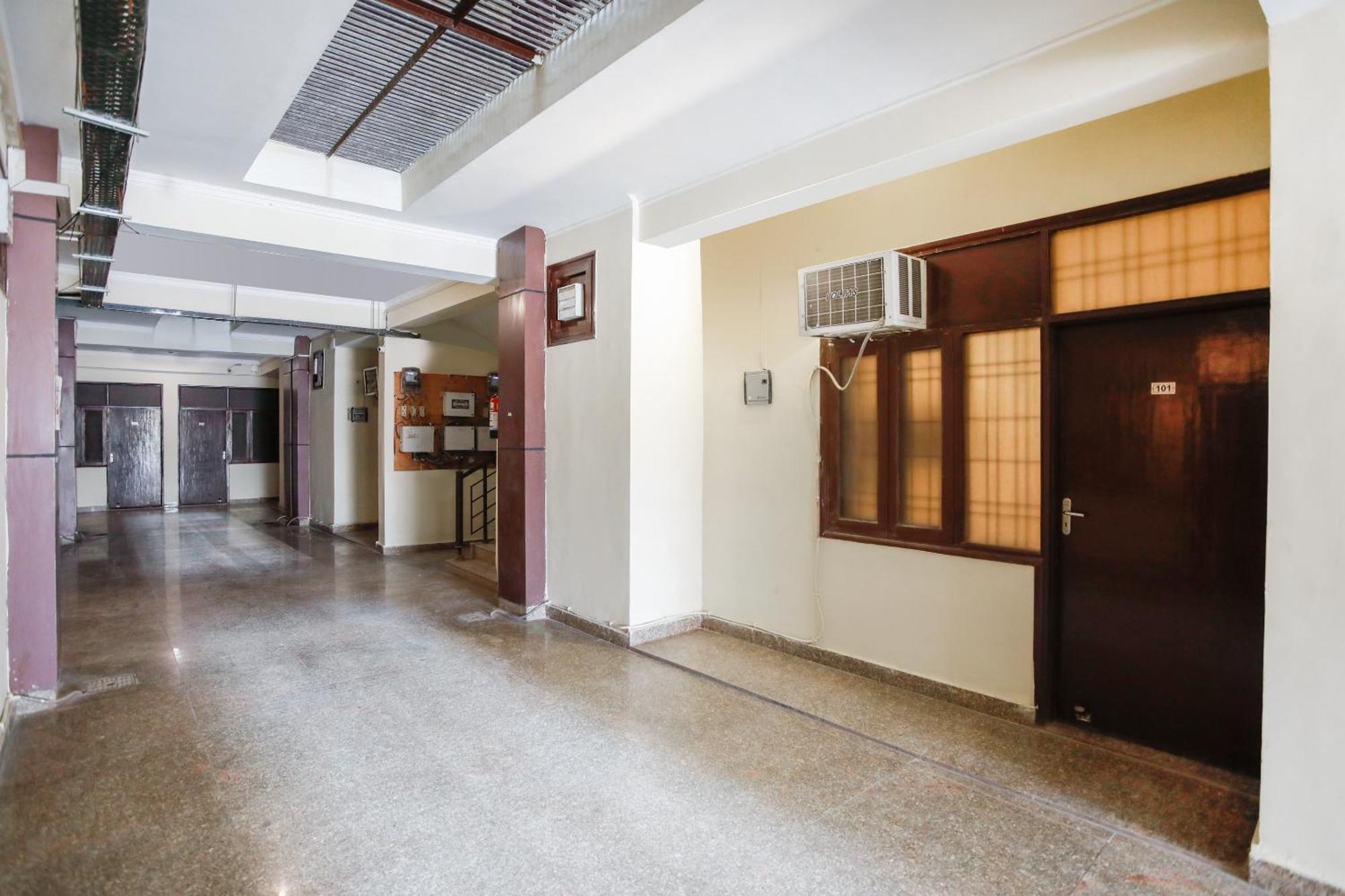 Hotel O Av Residency Near Botanic Garden Of Indian Republic Noida Luaran gambar