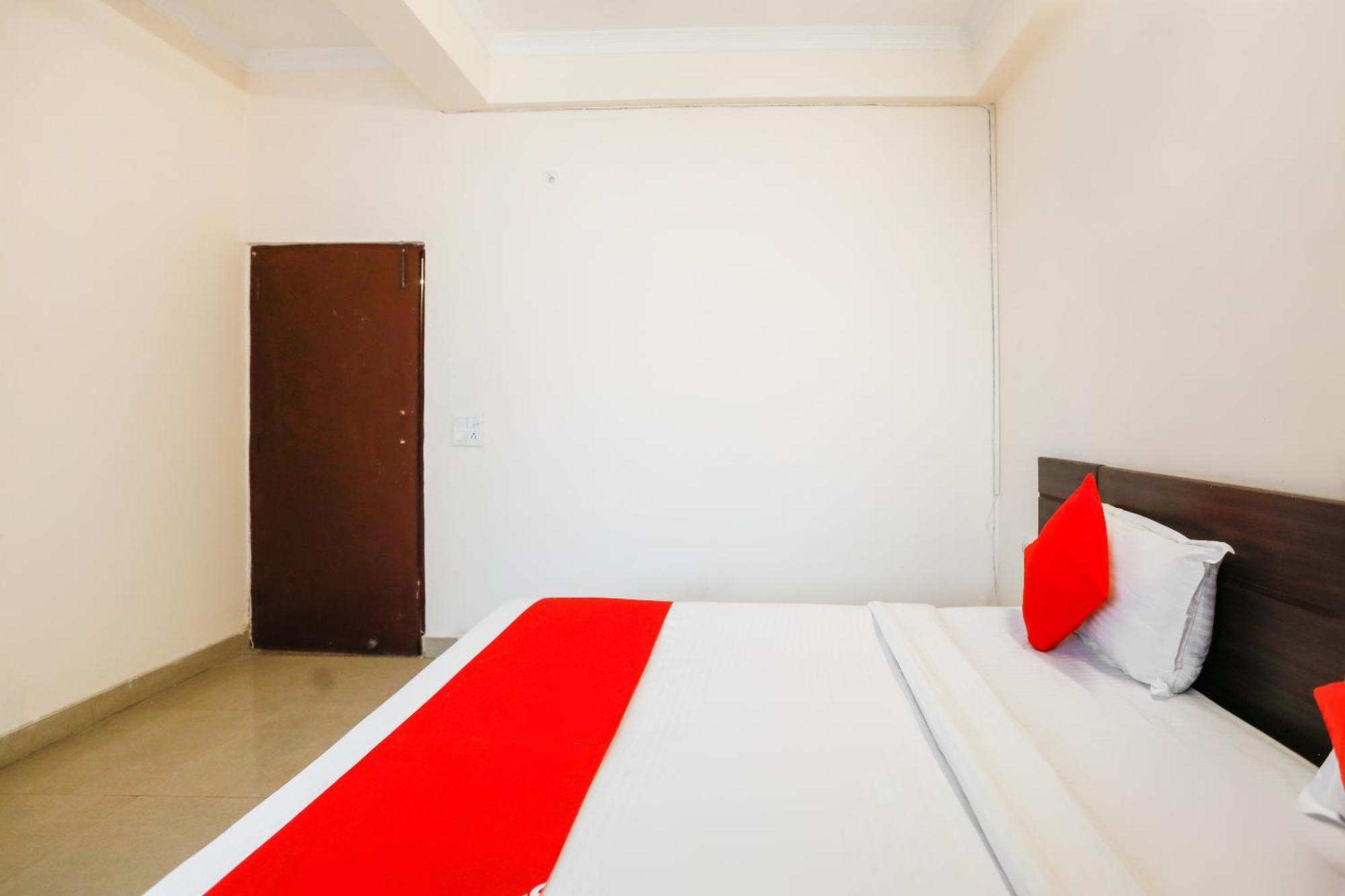 Hotel O Av Residency Near Botanic Garden Of Indian Republic Noida Luaran gambar