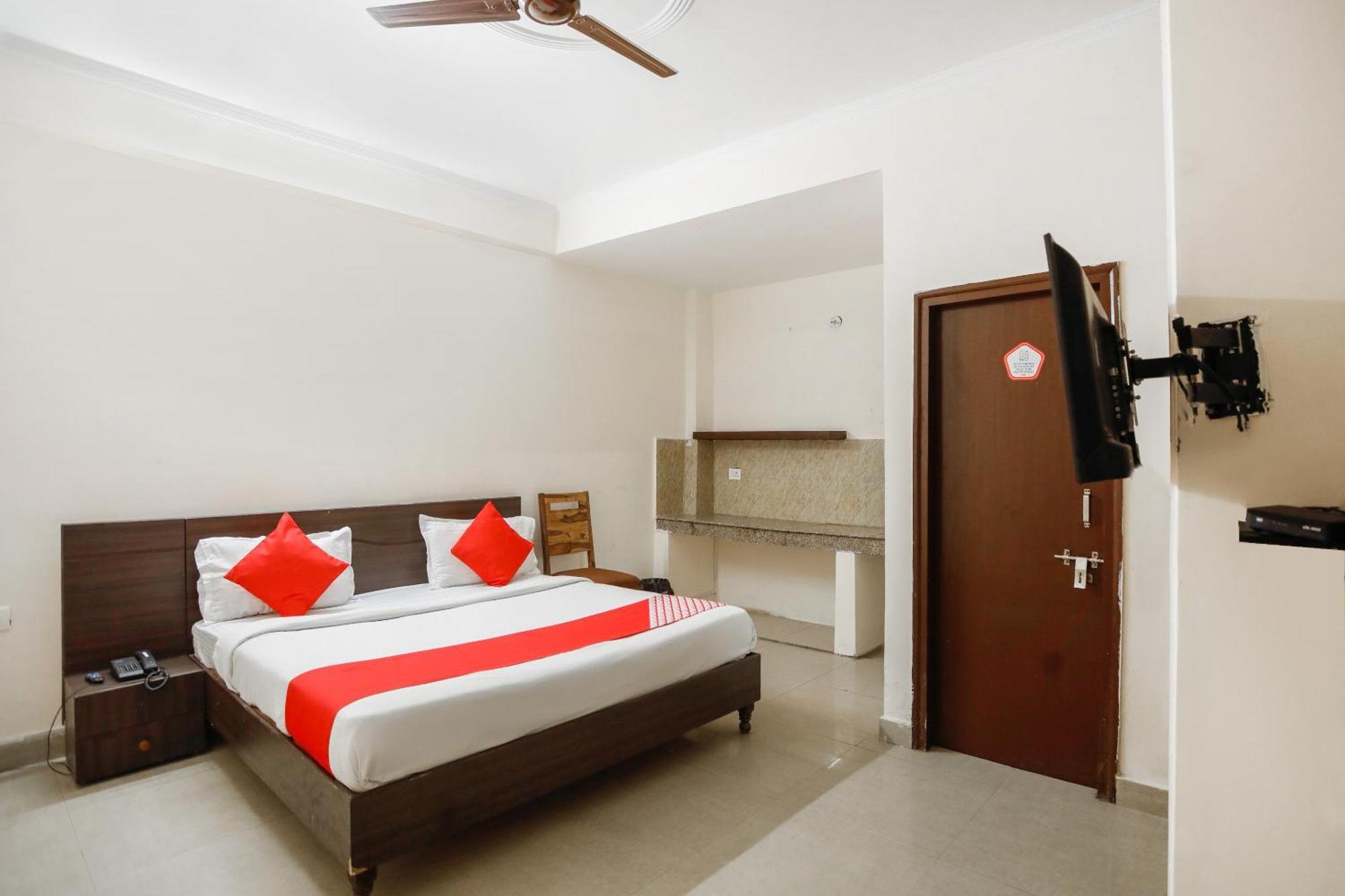 Hotel O Av Residency Near Botanic Garden Of Indian Republic Noida Luaran gambar