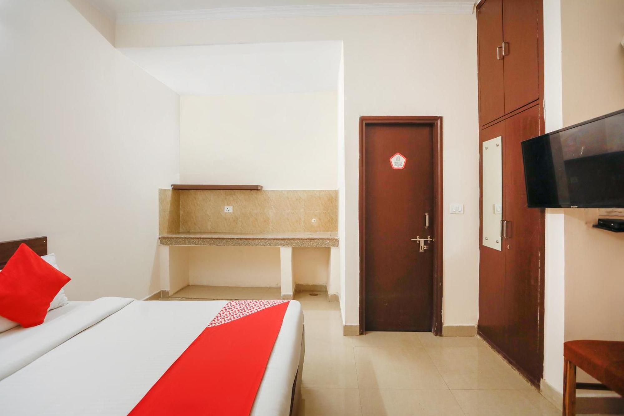 Hotel O Av Residency Near Botanic Garden Of Indian Republic Noida Luaran gambar